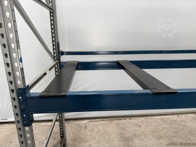 Глубокая опорная полка для многоярусного склада Tiefensteg f. Ständertiefe: ca. 1.100 mm Profilabm.: K 140 x 50 x 4 mm