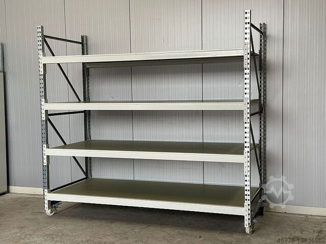 Многоярусный склад SSI Schäfer WR600 / 4 Spanplatten / 2.400mm Lichte Weite