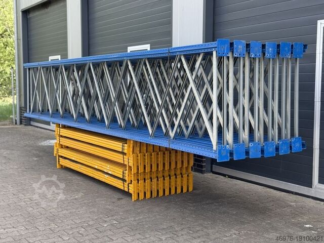 система стеллажей для поддонов на многоярусном складе Jung Heinrich Esmena Regallänge: 30,98 lfm.