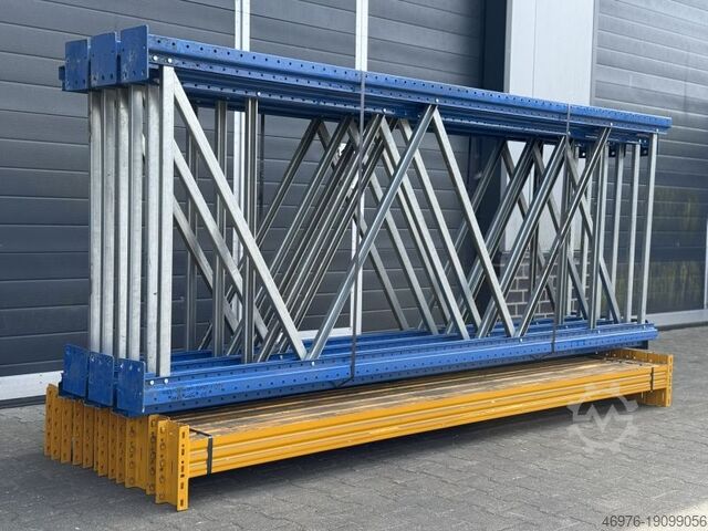 система стеллажей для поддонов на многоярусном складе Jung Heinrich Esmena Regallänge: 14,14 lfm.