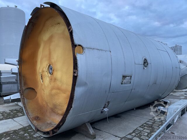 Изолированный резервуар из нержавеющей стали объемом 30.000 л vertical, insulated 