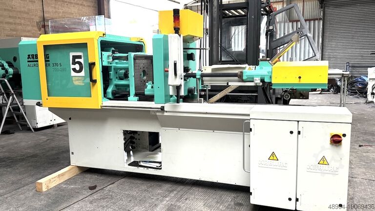 Машина для литья под давлением Машина для литья под давлением Arburg 370S 700-290