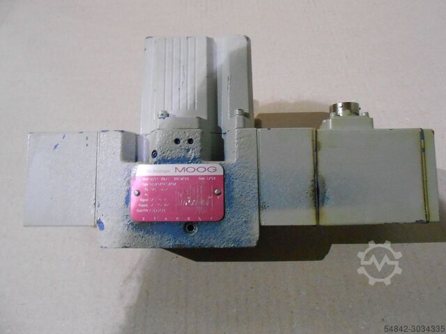 мокрый клапан Moog D691-702B