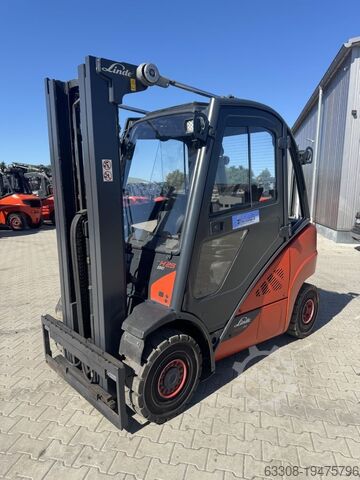 Дизельный вилочный погрузчик Linde H25D-02