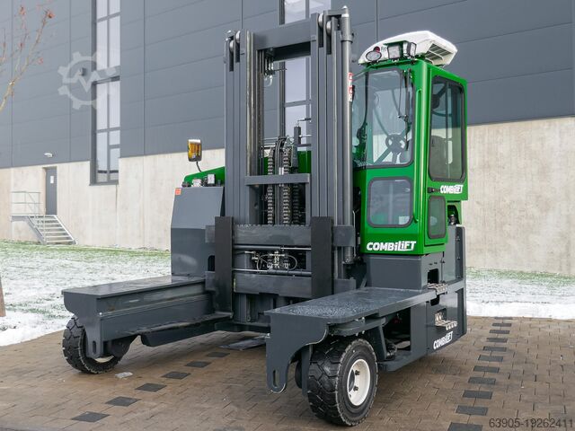 4-сторонний штабелер Combilift C 6000