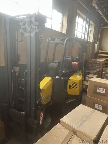 узкопроходный вилочный погрузчик Aislemaster 20S