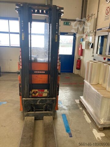 Узкопроходный грузовик ROCLA TTS  D 3200