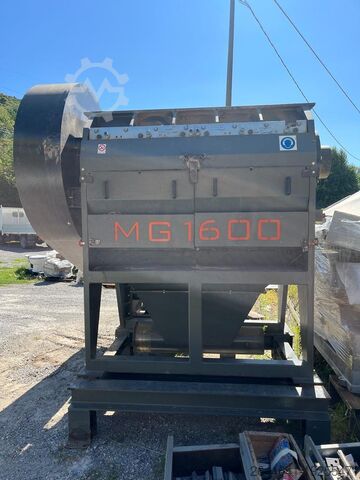 Мельница лезвийная Molinari MG1600