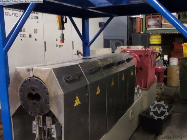 Двухшнековый экструдер BERSTORFF ZE 60 A - UT