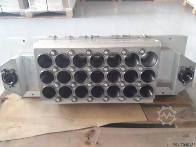 ILLIG 70K MOLD PP 21 CAV DM70 Illig 70K MOLD PP 21 CAV DM70