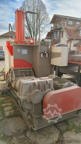 Закрытая резиносмесительная машина EVY-GUM Kft. 