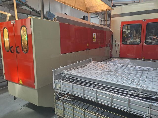 Машина для выдува бутылок 