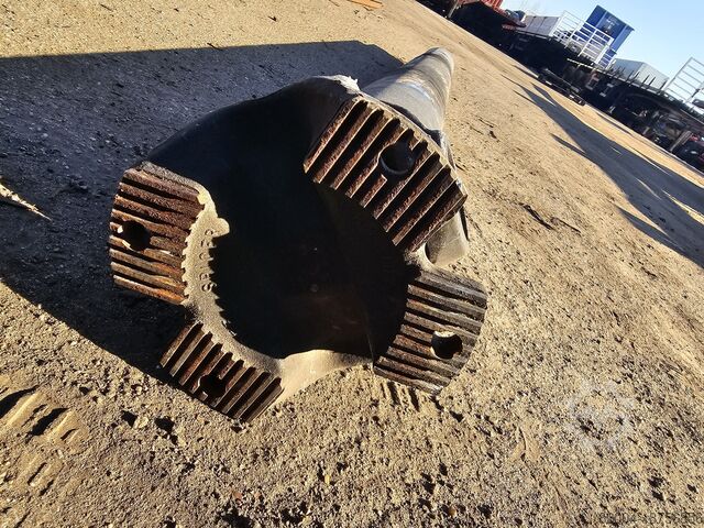 Ось VOLVO AANDRIJFAS VOLVO