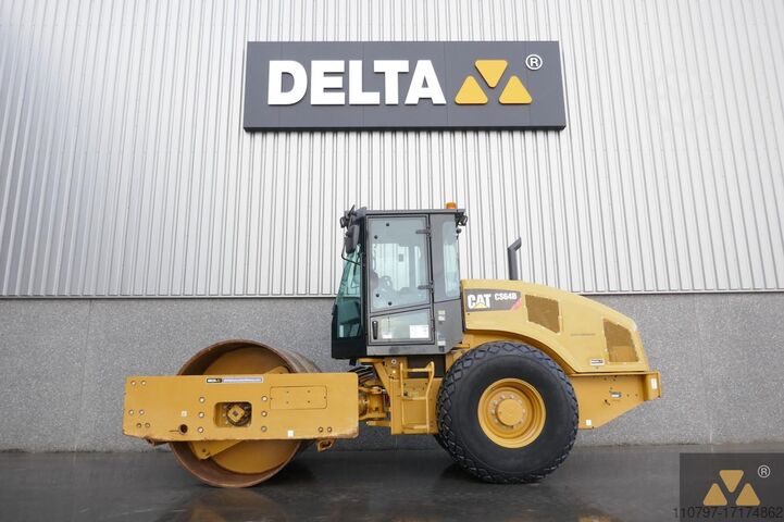 Одинарный ролик Caterpillar CS64B