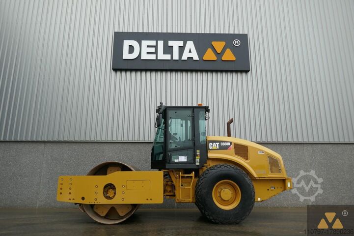 Одинарный ролик Caterpillar CS68B