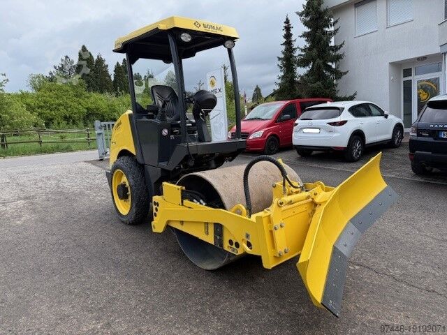 Однобарабанный компактор Bomag BW 124 DH-5