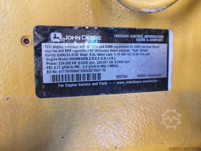 трактор John Deere silnik 6090HF485B