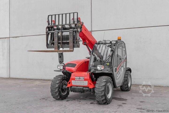 Телескопический погрузчик Manitou MT 625