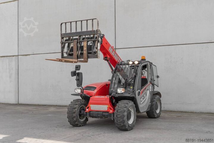 Телескопический погрузчик Manitou MT 625