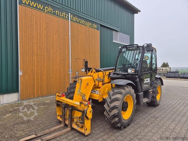 Телескопический погрузчик JCB 535-95