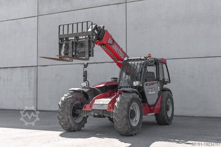 Телескопический погрузчик Manitou MT 933 Easy