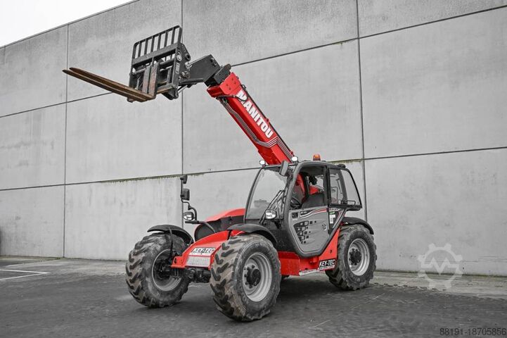 Телескопический погрузчик Manitou MT 932