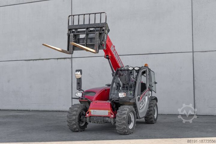Телескопический погрузчик Manitou MT 625