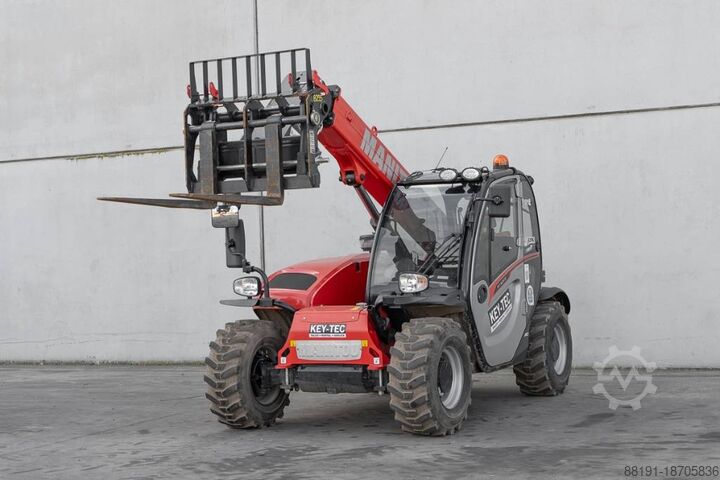 Телескопический погрузчик Manitou MT 625