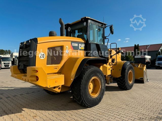 Погрузчик с колёсным шасси CATERPILLAR 938M *High Lift*