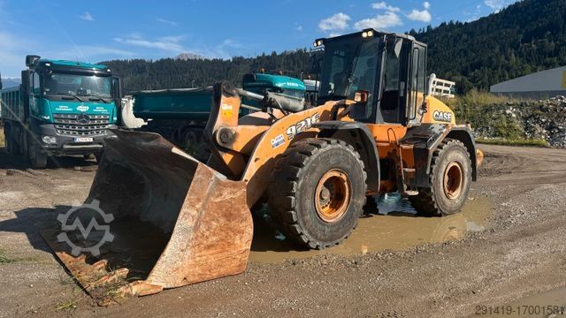 Погрузчик с колёсным шасси CASE 921F Radlader 4x4 Allrad Bj 2016