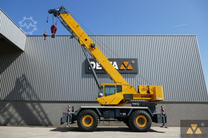 Вездеходный кран Grove RT650E