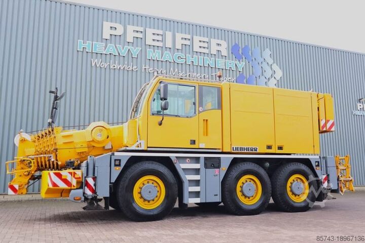 Вездеходный кран Liebherr LTC1055-3.1 6x6x6 Drive, 55t Capacity, 36m Main Bo