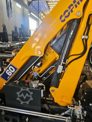 Кран, установленный на грузовике COPMA 60.4