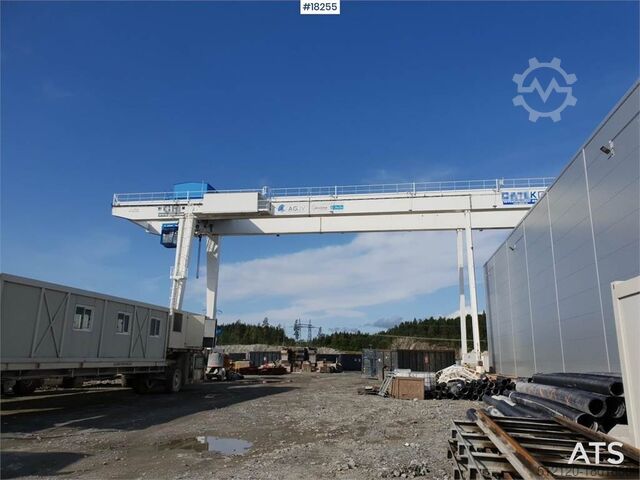 Подъемный инструмент  Gantry crane. 4x10 tons.