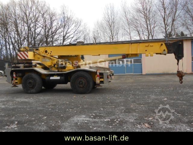 Башенный кран Coles Cranes 625S, 20T