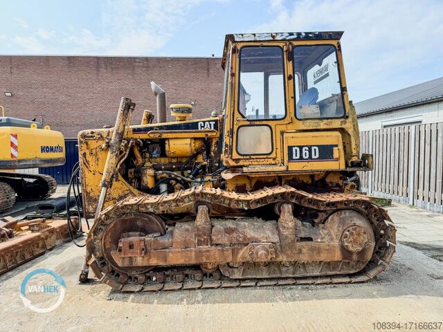 Нивелировочная машина Caterpillar D6D