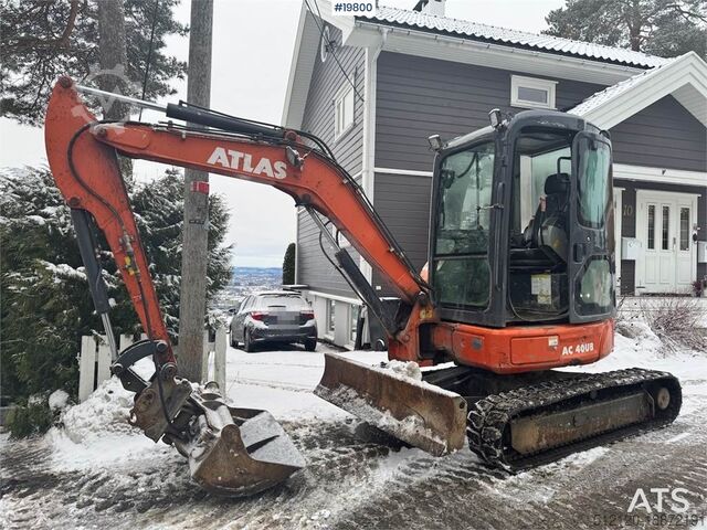 Гусеничный экскаватор Atlas AC40U Mini Excavator w/ 2 buckets and Spike Hammer