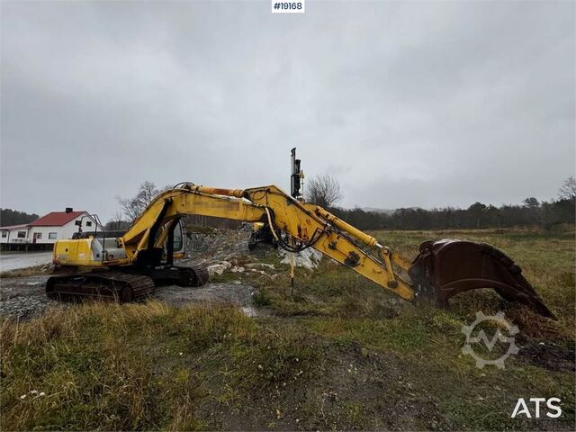 Гусеничный экскаватор New Holland Kobelco E385 Tracked digger w/ digging bucket
