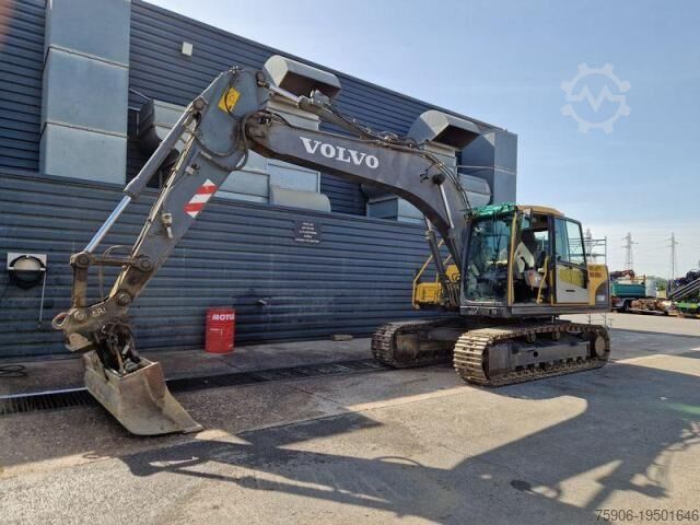 Гусеничный экскаватор Volvo EC160 CNL