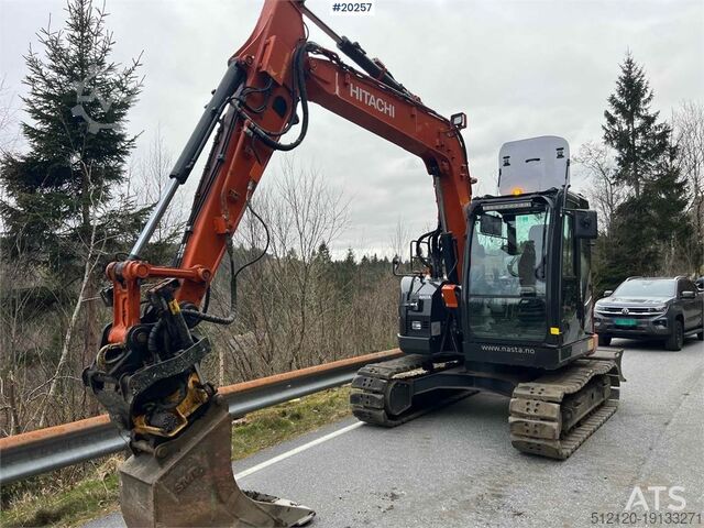 Гусеничный экскаватор Hitachi zx85us-6 excavator w/ rototilt, sanding bucket, di