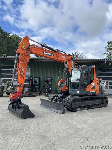 Гусеничный экскаватор DOOSAN DX 140LCR-5 MB503070