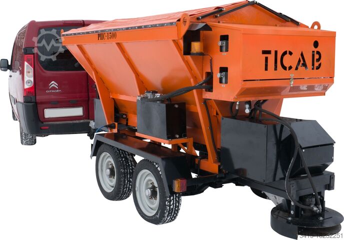 асфальтосмеситель для мастики TICAB Salt and Sand Spreader RPS 1500