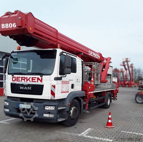 Платформа, установленная на грузовике Ruthmann T 460