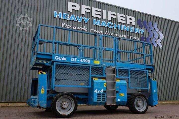 Ножничный подъемник Genie GS4390 Diesel, 4x4 Drive, 15m Working Height, 680k