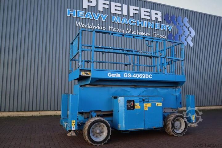 Ножничный подъемник Genie GS4069 Electric, 14m Working Height, 363kg Capacit