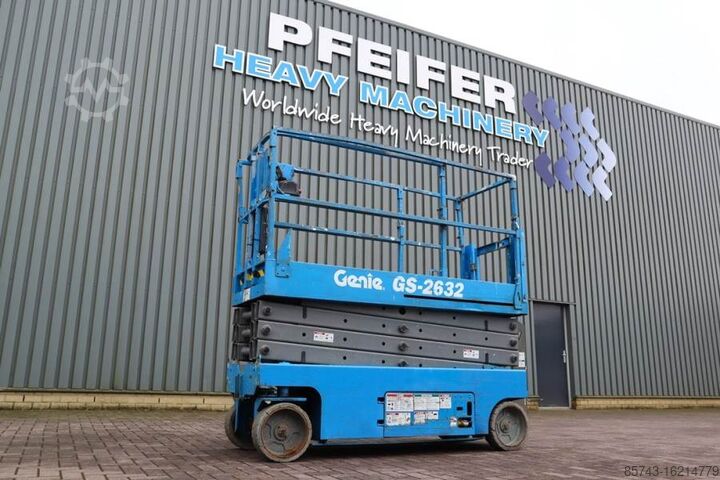 Ножничный подъемник Genie GS2632 Electric, Working Height 10m, 227kg Capacit
