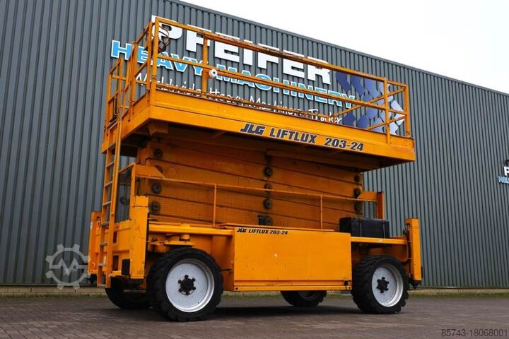 Ножничный подъемник JLG 203-24 Diesel, 4x4 Drive, 22.3m Working Height, 75