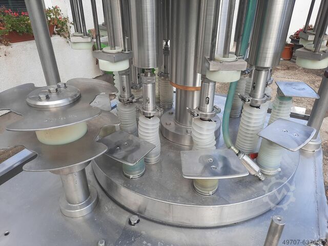 Уникальная 9-головочная разливочная машина Stainless steel Flaschen- und   Flaschenfüller