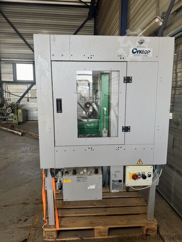 картонная упаковочная машина CYKLOP CT205 X520