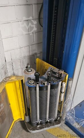 Полуавтоматическая палетоукладочная машина SIAT Palettenwickelmaschine